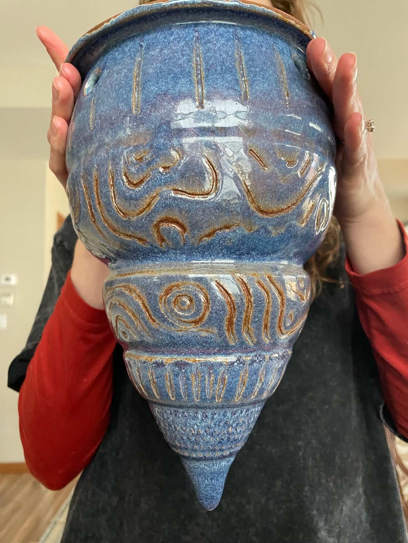 Finished glazed ceramic vessel